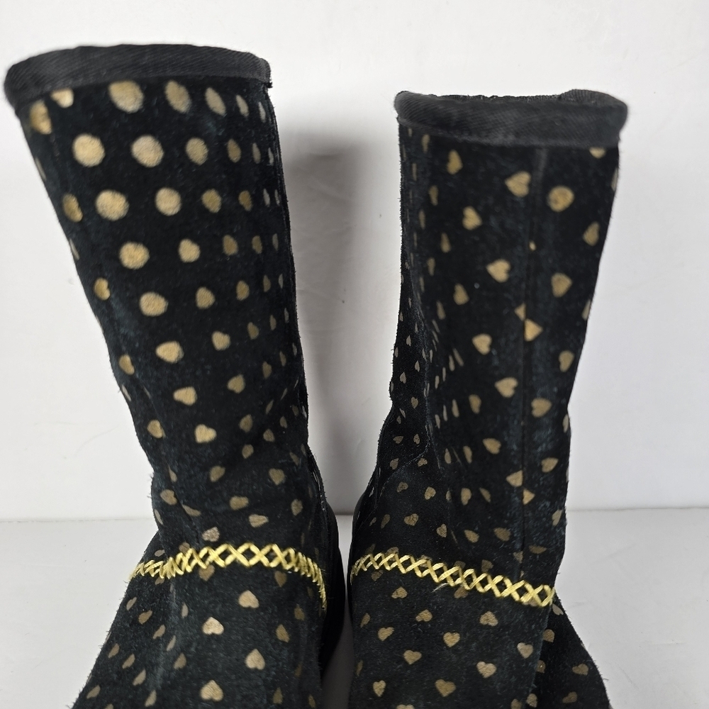 UGG I Heart Girls Black Suede Boots With Gold Hearts/Gold Rope Detail Size 3 - Picture 5 of 14